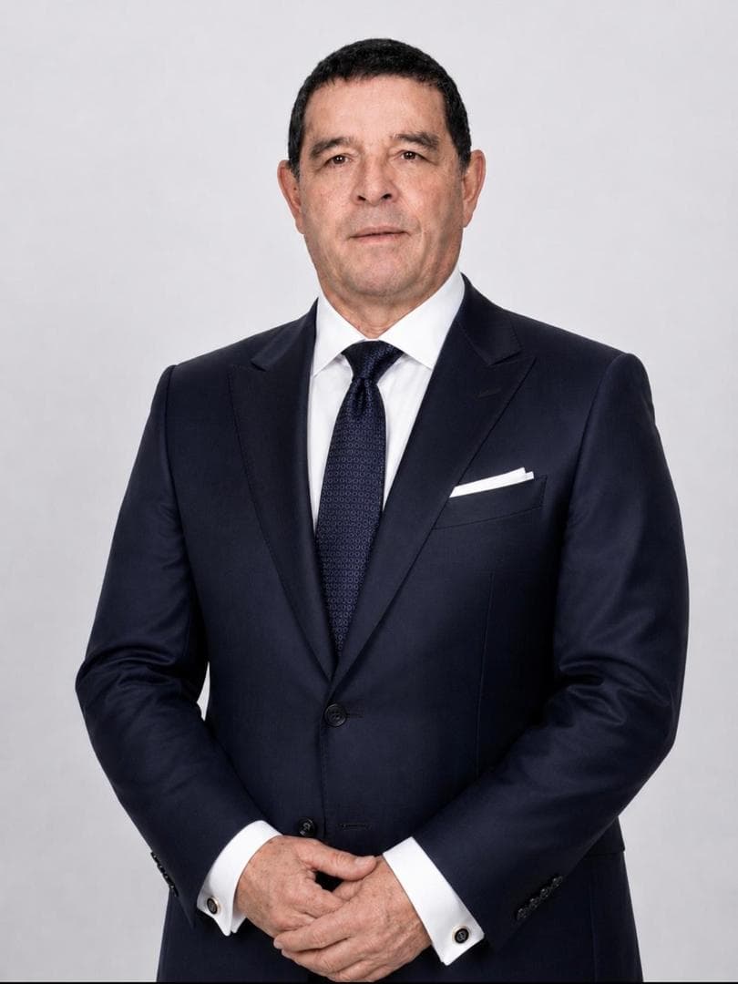 Luis Moreno, agente de seguros de vida independiente especializado en IUL y Gastos Finales, retrato profesional